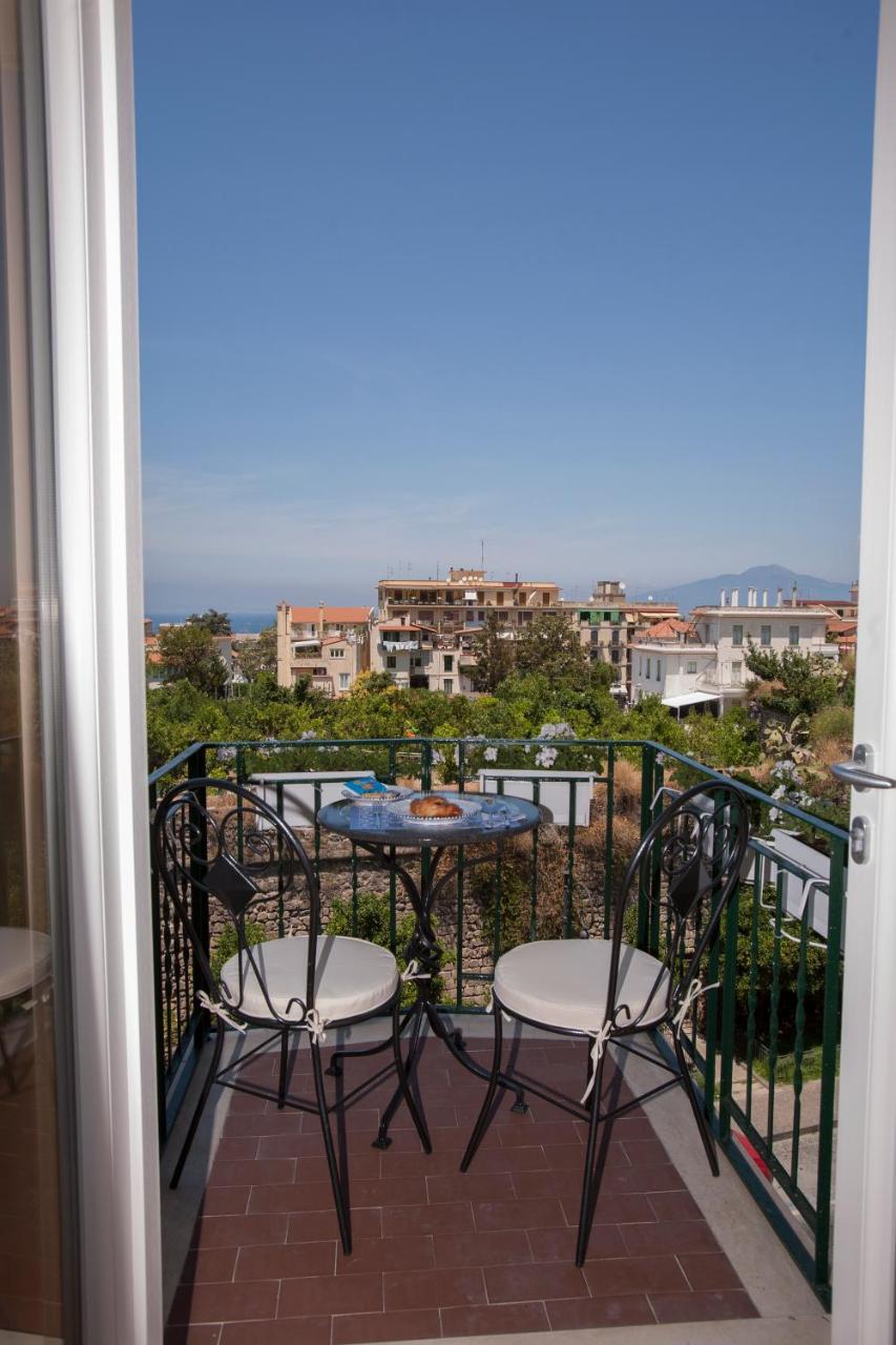 Bed and Breakfast Golfo Delle Sirene Сорренто Екстер'єр фото